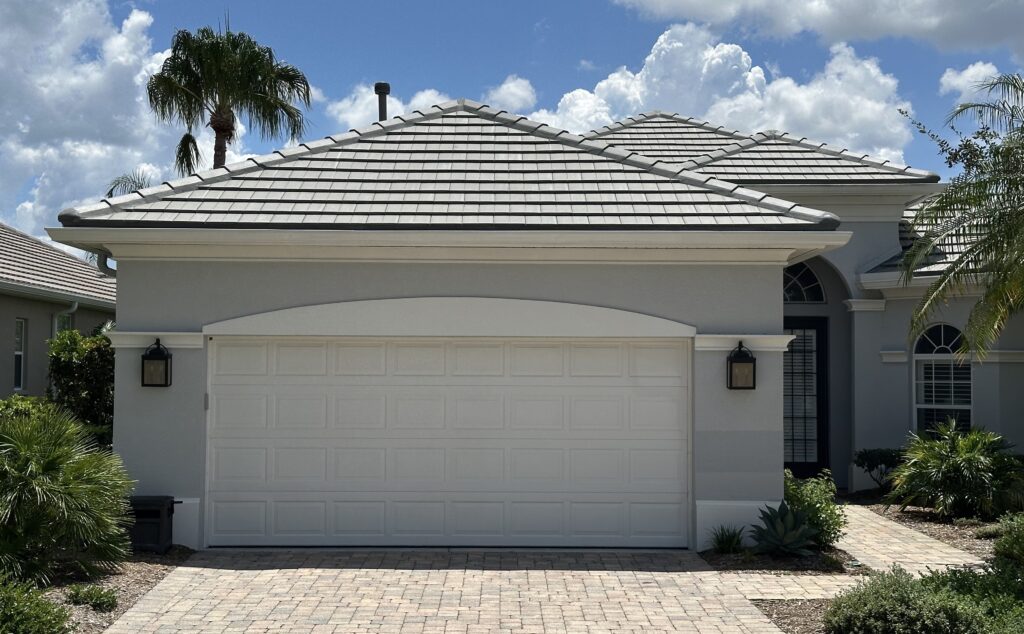 Westlake Saxony Split Slate Natural Gray with White Antique